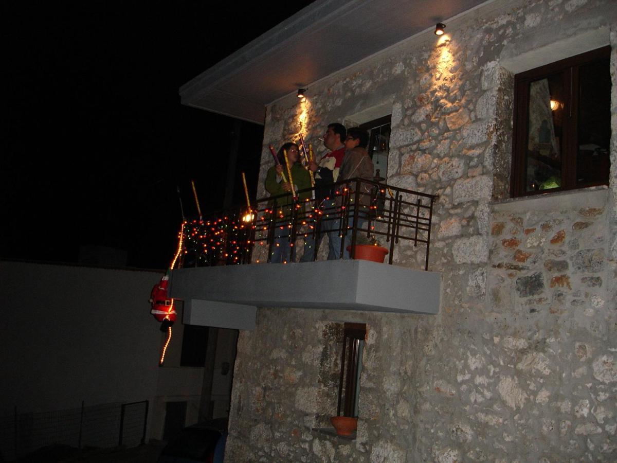 Agios KonstantinosVasilikataアパートメント エクステリア 写真